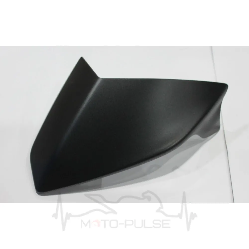 Пластик баку нижній правий Black Bajaj Pulsar 180 52DH3230