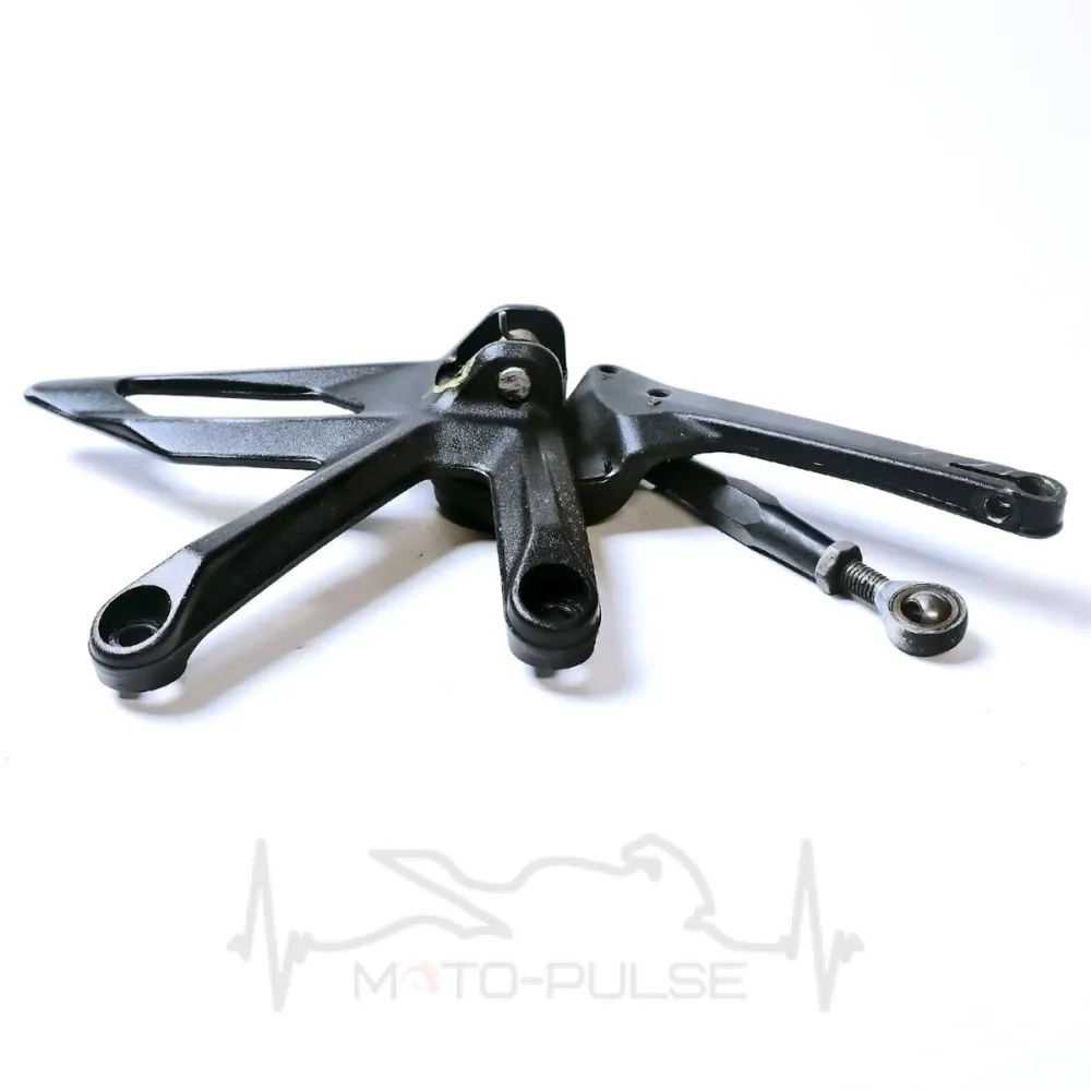 Кронштейн передньої підніжки, права сторона KTM  SuperDuke 1290/1390 61703039000C1