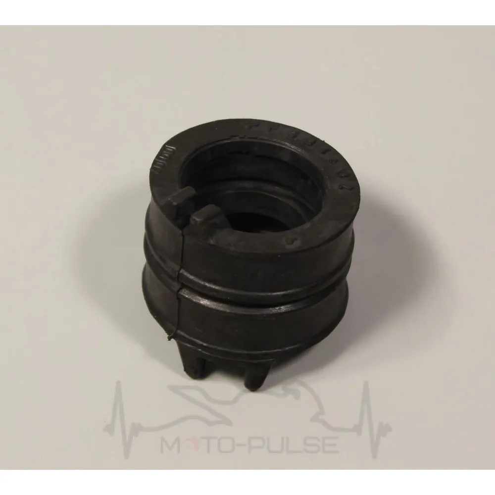 Патрубок впускний Bajaj Boxer 150 PF581402