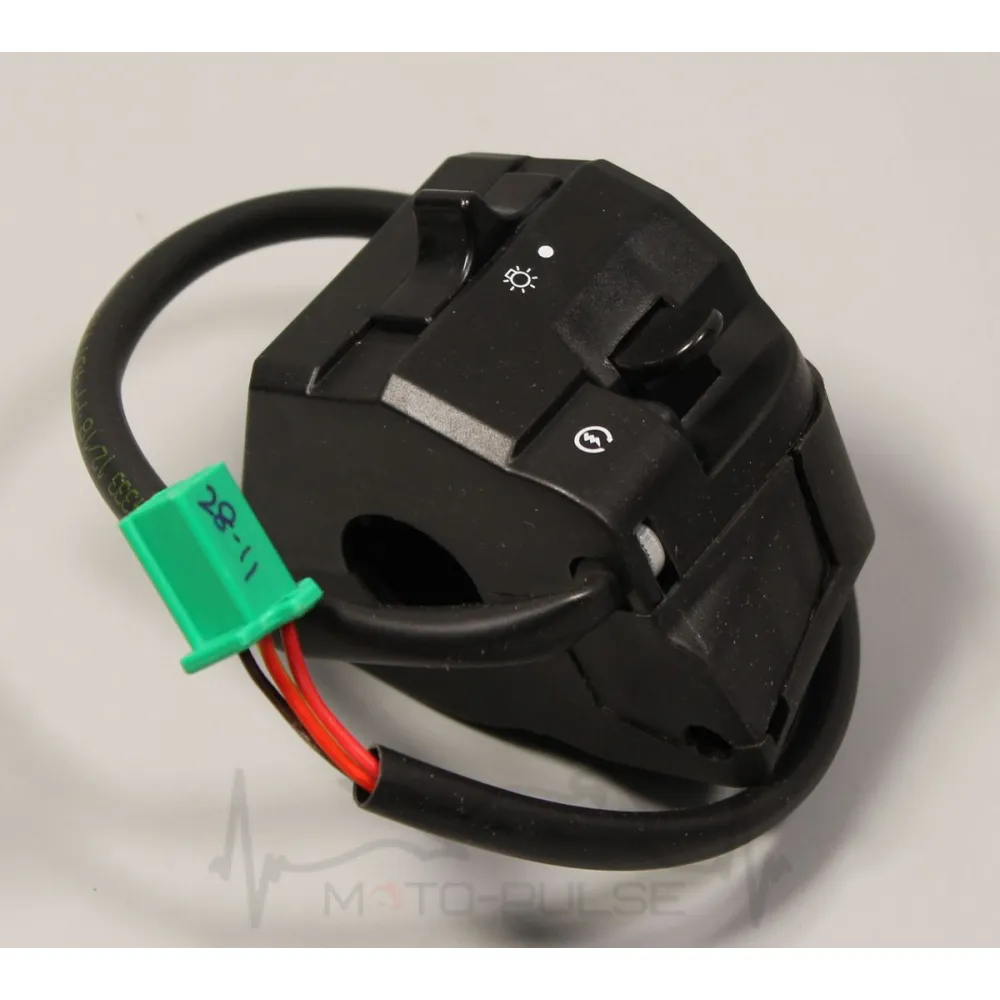 Блок кнопок правий Bajaj  Boxer PF401417